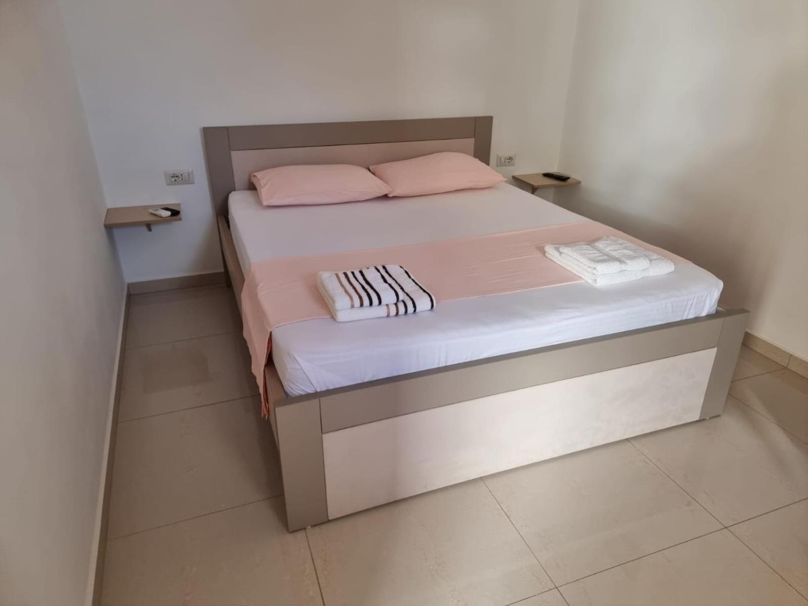 Vila Juna Ksamil Zimmer foto